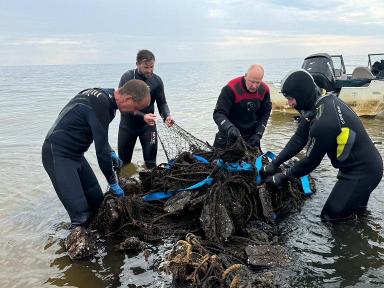PALĪDZI ATTĪRĪT BALTIJAS JŪRU!
